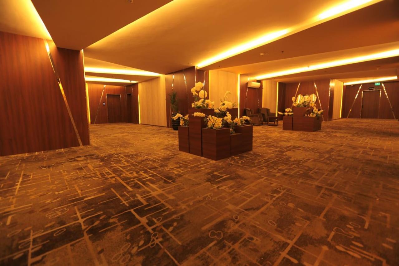 Msharef Almoden Hotel فندق مشارف المدن Абха Екстериор снимка